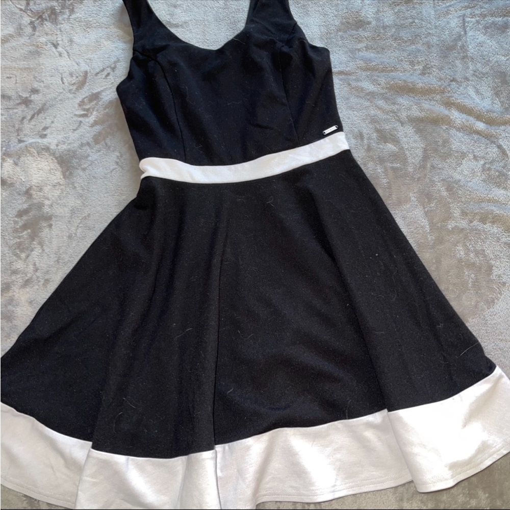 Guess black and white circle midi dress